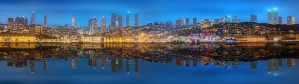 Panorama os Istanbul e Bosforo di notte — Foto Stock