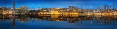 Panorama os Istanbul ve Boğaziçi geceleri