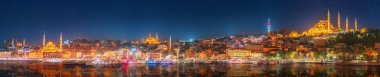 Panorama os Istanbul ve Boğaziçi geceleri