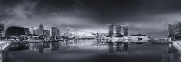 新加坡城市轮廓及滨海湾，黑色和白色 — 图库照片