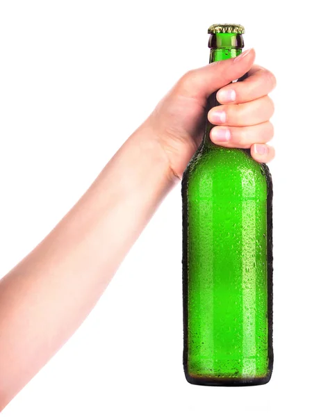 Flasche Bier mit Mann Hand Toast auf weiß isoliert — Stockfoto