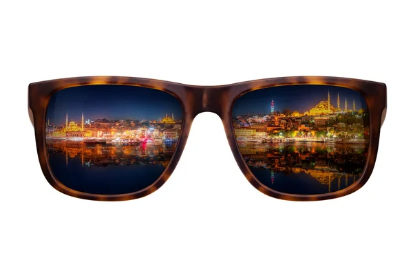 Gafas de sol con hermoso panorama de Estambul —  Fotos de Stock