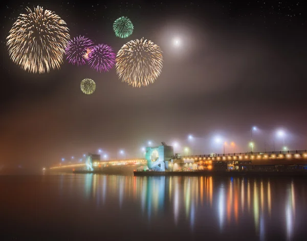 Piękne fajerwerki i panoramę miasta Stambuł — Zdjęcie stockowe