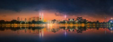 Kuala Lumpur gece sahne, Kültür Sarayı