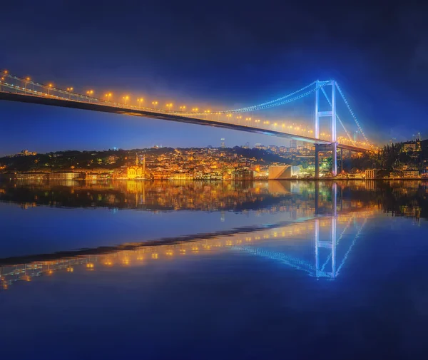 View of Bosphorus bridge at night Istanbul — Stock Photo, Image