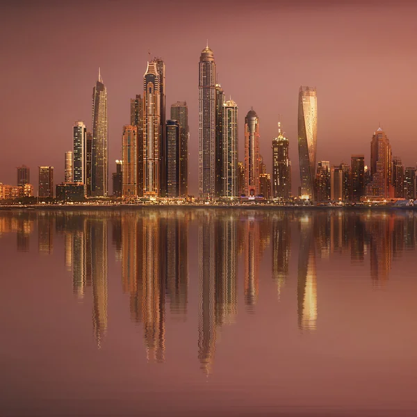 Красота панорамы гавани Дубая. ОАЭ — стоковое фото