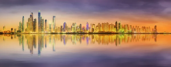 Le panorama beauté de la marina de Dubaï. UAE — Photo