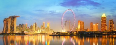 Singapur manzarası ve marina Bay görünümü