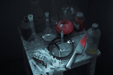 Çernobil radyoaktif tehdit unsurları. Tedavi ol. Panzehir. Yakın plan. Kimya.