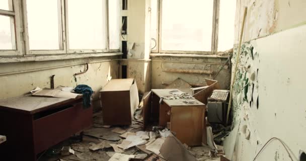 Чорнобильські радіоактивні предмети загрози. лікарня міська . — стокове відео
