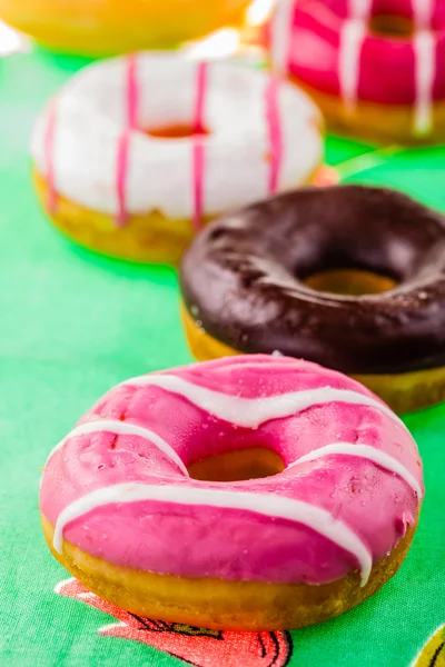 Rosquillas coloridas —  Fotos de Stock