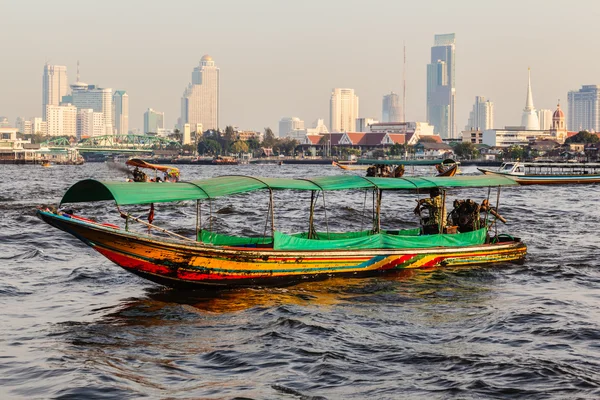 Longtail łodzi w Bangkoku — Zdjęcie stockowe