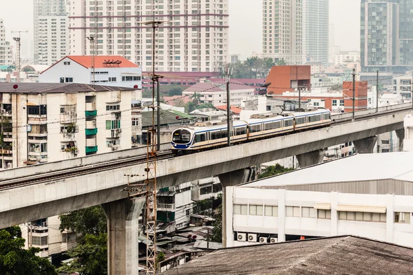 Sky train — Stock Photo, Image