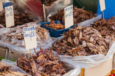 Kuru Mürekkep balığı