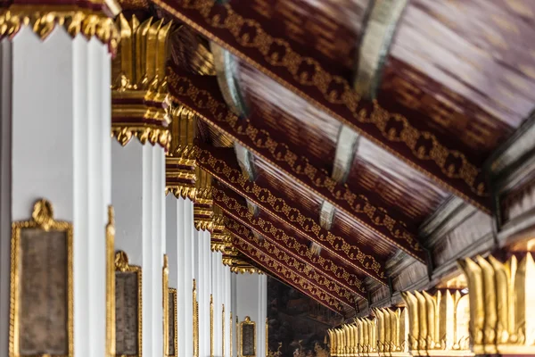 Galerie in wat phra kaew — Stockfoto