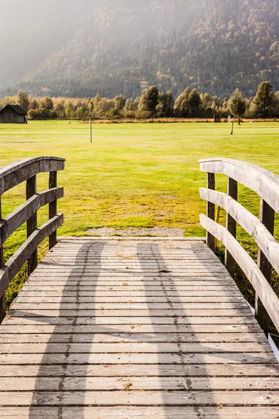 Golfplatzbrücke — Stockfoto