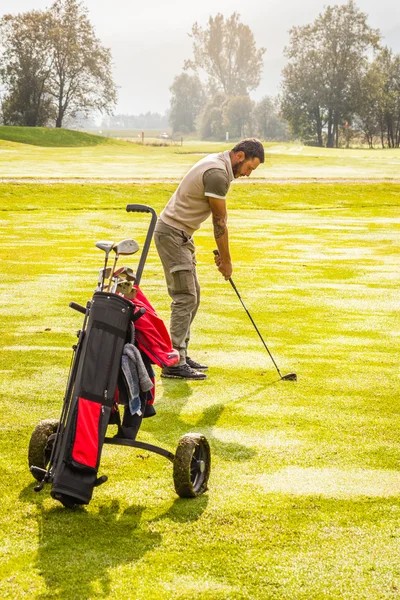 Relaxante com golfe — Fotografia de Stock