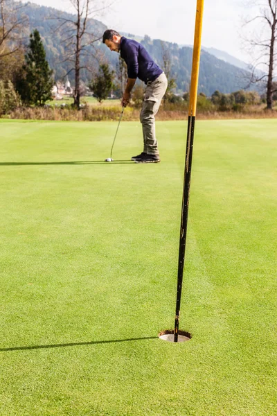 Fácil hoyo de golf — Foto de Stock