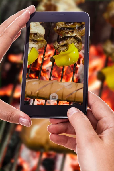 Photographing a barbecue — Stock Photo, Image