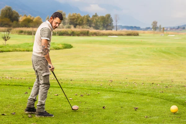 Jogo de golfe idílico — Fotografia de Stock