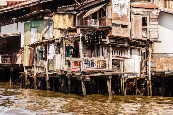 Schack em palafitas — Fotografia de Stock