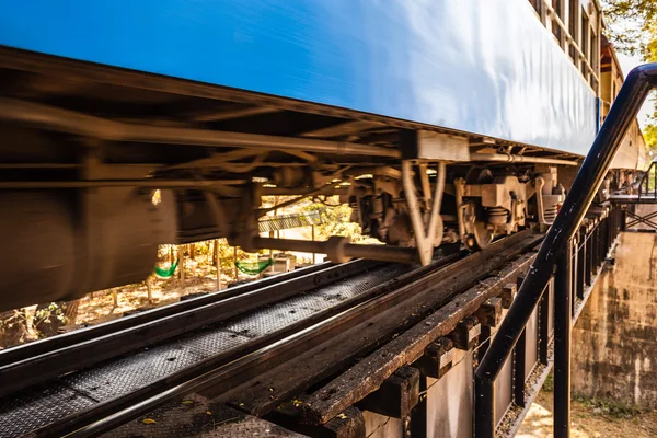 Trein passeert — Stockfoto