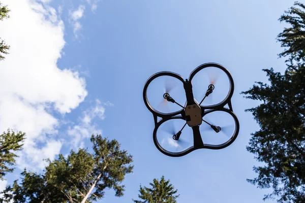 Alto drone. — Fotografia de Stock