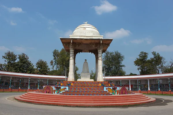 Estátua Darbhanga Maharaj Círculo Universitário Darbhanga Bihar Índia — Fotografia de Stock