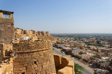 Jaisalmerfort ve şehir, Jaisalamer, Rajasthan, Hindistan 'ın arka manzarası. 