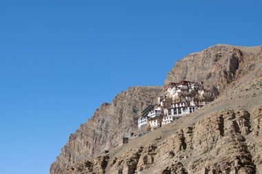 Kye Gompa bir Tibet Budist manastırı deniz seviyesinden 4,166 metre yükseklikte, Spiti Nehri yakınlarında, Himachal Pradesh, Hindistan