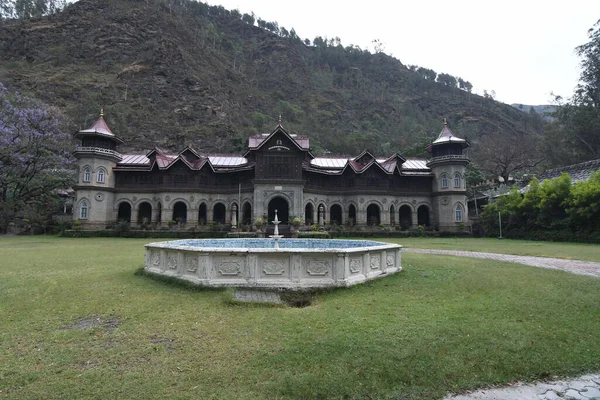 Rampur Palace Σιντριβάνι Στο Rampur Bushahr Στο Shimla Himachal Pradesh — Φωτογραφία Αρχείου