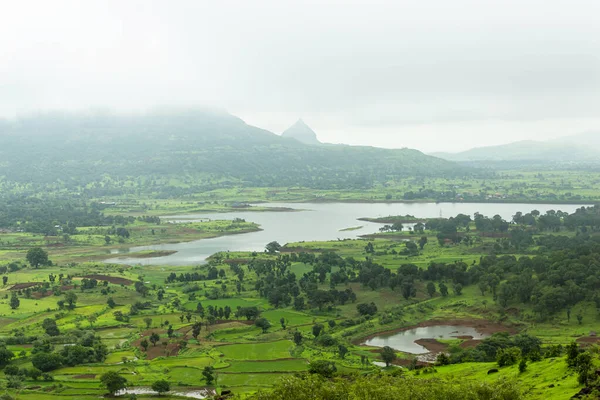 Vista Tringalwadi Irrigation Dam Backwaters Fields Nashik Maharashtra Índia — Fotografia de Stock