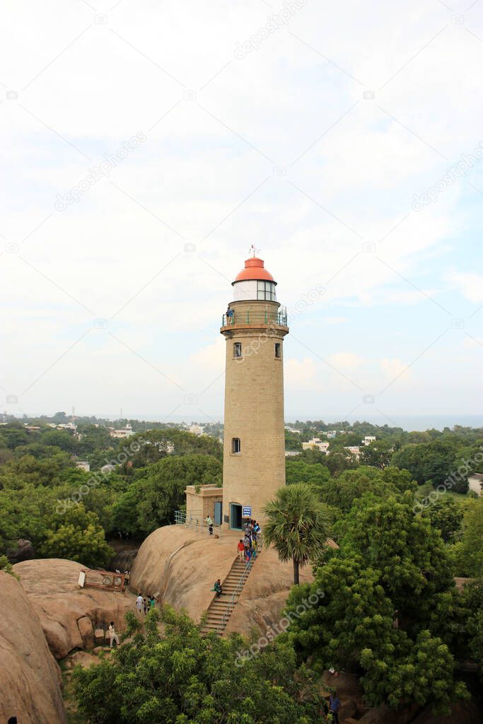 18th Oct 2015, Mahabalipuram Tamil Nadu, India. Tourist visiting the Mahabalipuram Lighthouse completed in 1904
