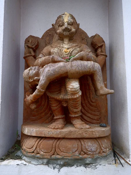 Άγαλμα Lakshmi Narasimha Ναός Jagannath Paduwa Katni Orissa Ινδία — Φωτογραφία Αρχείου