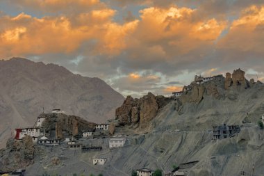 Dhankar Manastırı Sunset, Spiti Vadisi, Himachal Pradesh, Hindistan