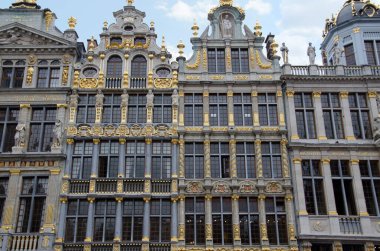 Grand Place veya Grand Square 'deki eski bir bina, UNESCO Dünya Mirasları Alanı 1998, Brüksel, Belçika, Avrupa