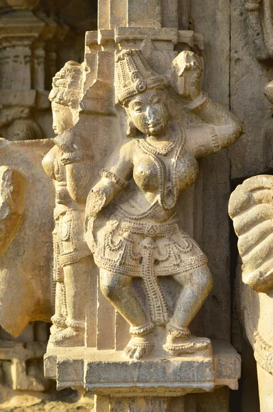 Escultura Femenina Bailando Pared Exterior Del Templo Kopeshwar Khidrapur Maharashtra — Foto de Stock
