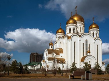 Ortodoks Katedrali Kilisesi. Güneşli bir gün..