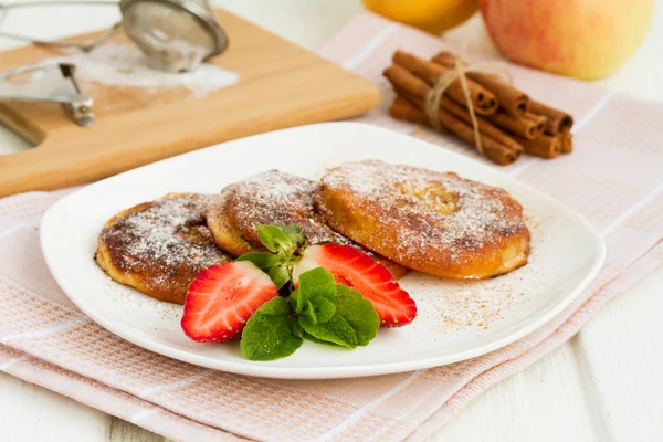 Dessert: apple rings dipped in batter — Stock Photo, Image