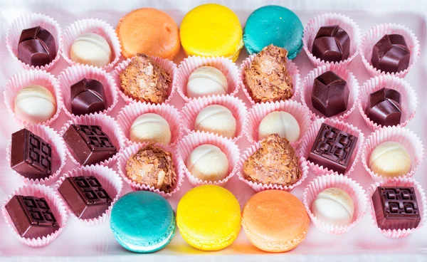 Set of chocolates and macaroon — Stock Photo, Image