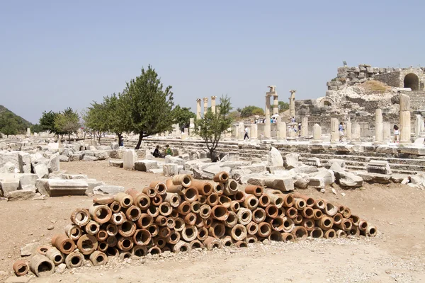 Las ruinas de la antigua ciudad de Éfeso, situada en el territorio de la Turquía moderna —  Fotos de Stock