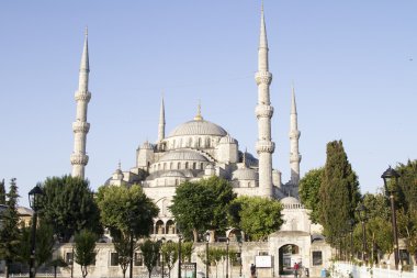 Istanbul'da Sultanahmet Camii turist ziyaret