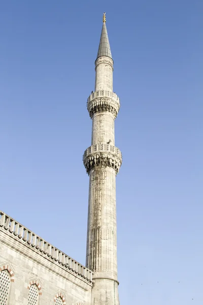 Minaret a fragment Modrá mešita v Istanbulu — Stock fotografie