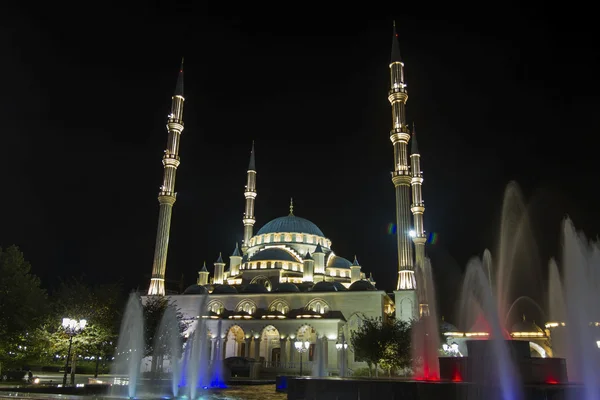 Main mosque of the Chechen Republic - Heart of Chechnya — Stock Photo, Image