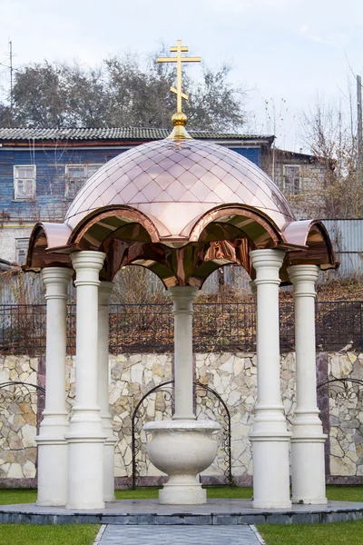 領土 Iversky 修道院上の小さなチャペル — ストック写真