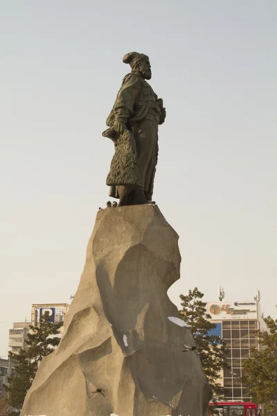 Monument Yerofey Khabarov près de la gare de Khabarovsk — Photo