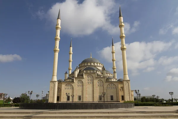 Hauptmoschee der Tschetschenischen Republik - Herz Tschetscheniens — Stockfoto