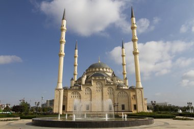 Çeçen Cumhuriyeti 'nin ana camii Çeçenistan' ın kalbi