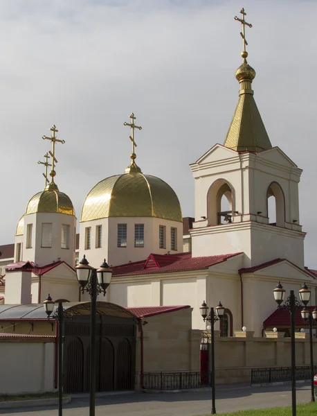 Православная церковь в столице Чеченской Республики — стоковое фото