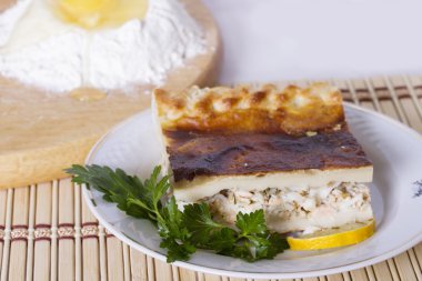 Balık pasta dört balık türlerinin: asma somon balığı, pisi balığı, Arctic cisco, safran cod